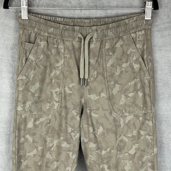Athleta Pants Womens 2 Green Farallon Jogger Camo Athleisure Comfort Workout Gym - Picture 2 of 14